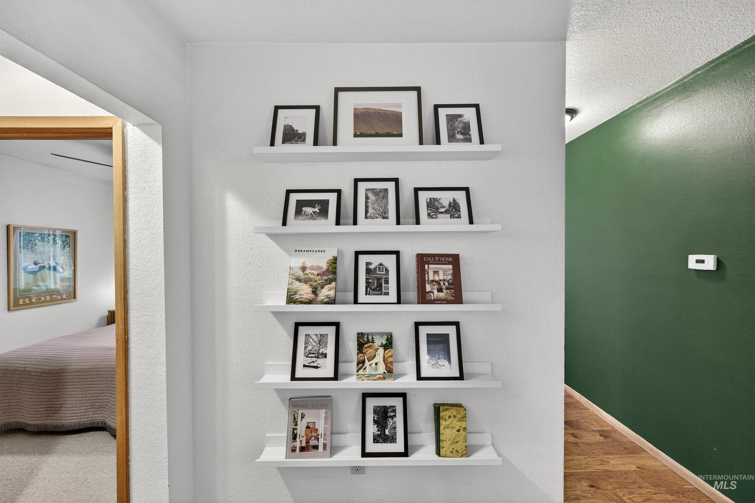 424 W Sherman Street, Boise, Idaho 83702-3729, 2 Bedrooms, 1.5 Bathrooms, Residential For Sale, Price $615,000, 98967605