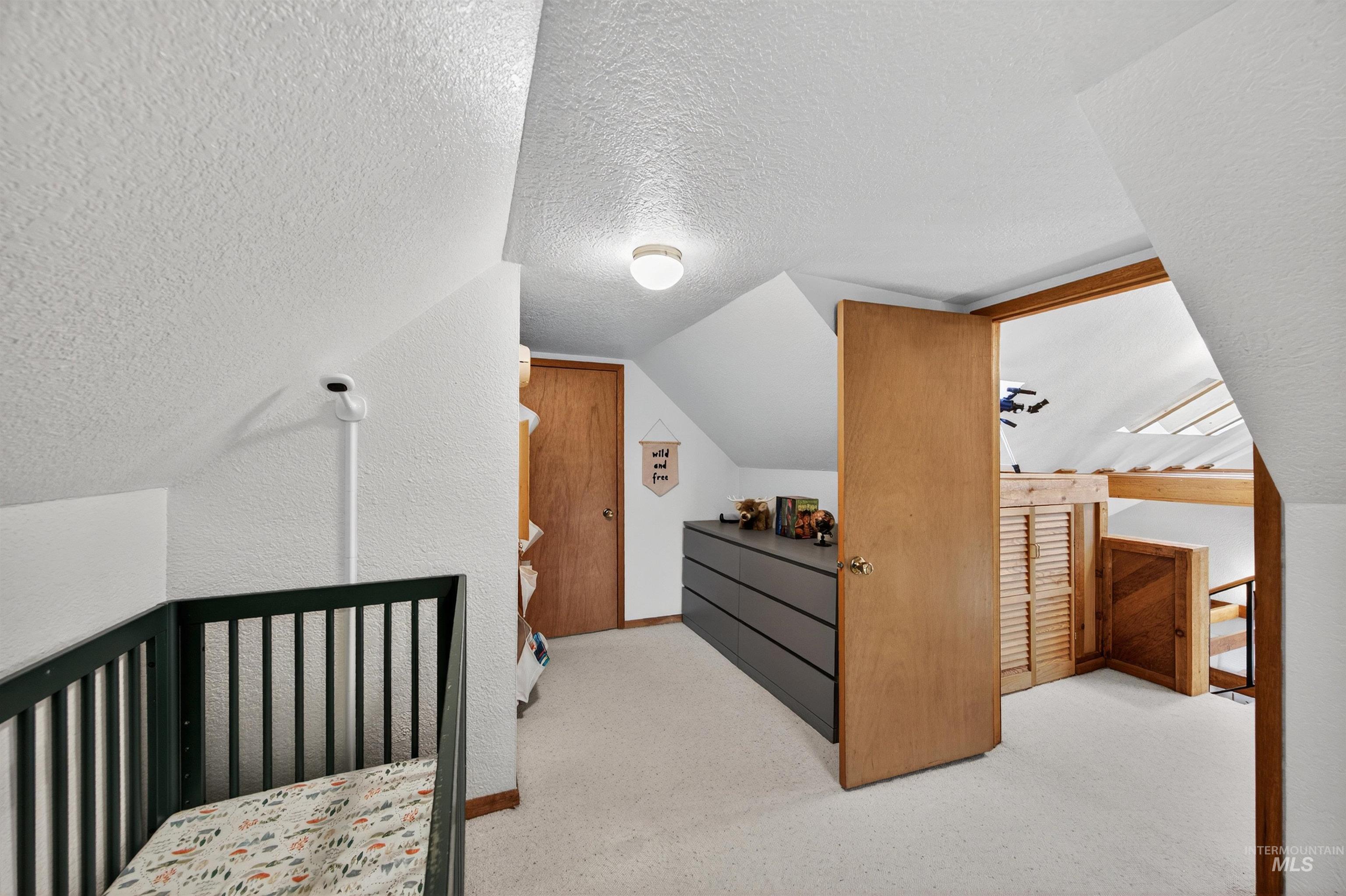 424 W Sherman Street, Boise, Idaho 83702-3729, 2 Bedrooms, 1.5 Bathrooms, Residential For Sale, Price $615,000, 98967605