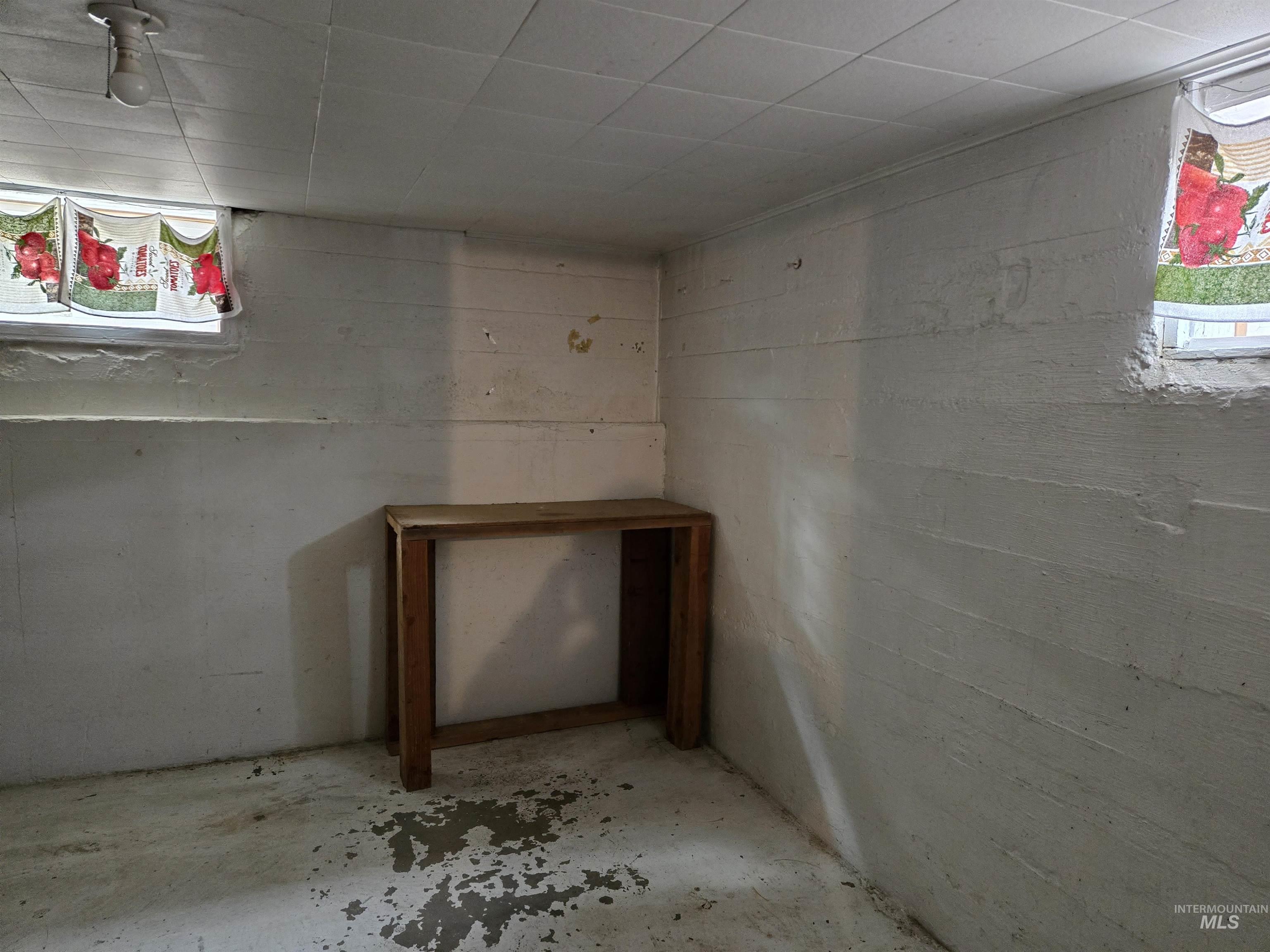 65 N 2nd, Cambridge, Idaho 83610, 2 Bedrooms, 1 Bathroom, Residential For Sale, Price $265,000, 98967612