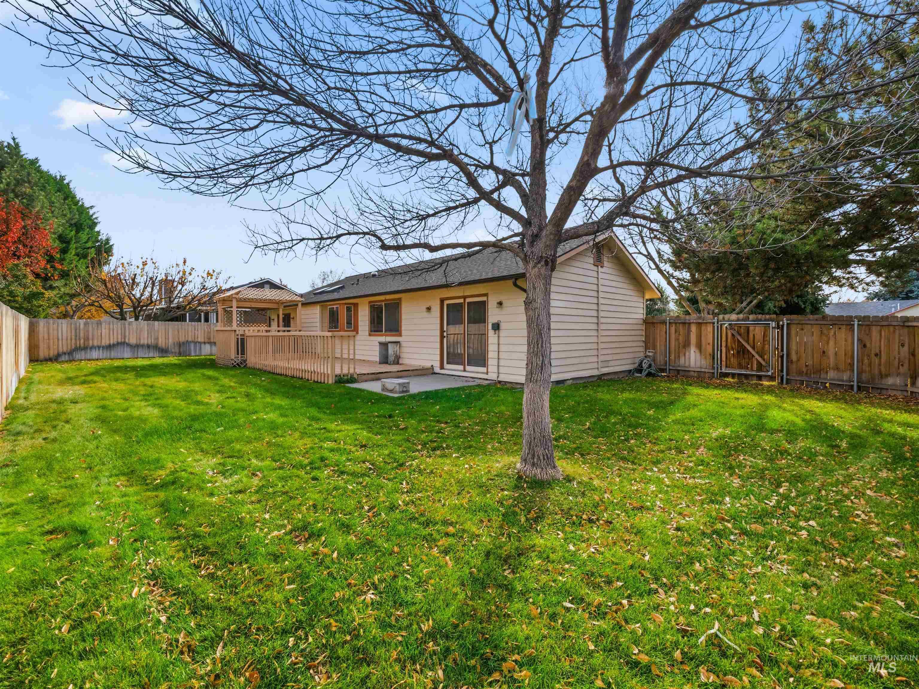 1390 W Kimra, Meridian, Idaho 83642, 3 Bedrooms, 2 Bathrooms, Residential For Sale, Price $355,000, 98967614