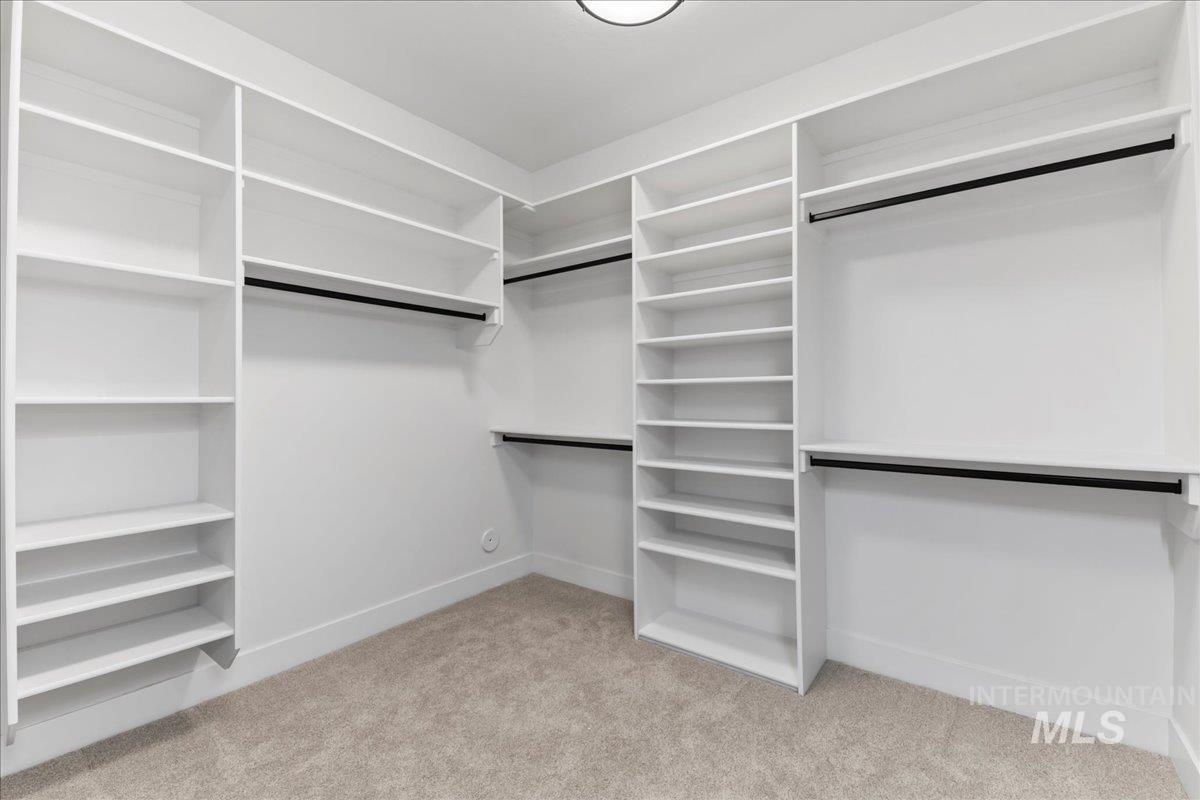 7929 W Deerfawn Ln, Eagle, Idaho 83616, 4 Bedrooms, 3 Bathrooms, Residential For Sale, Price $1,095,000, 98967615