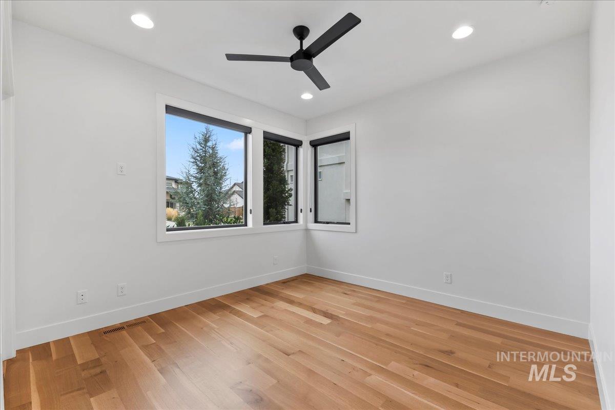 7929 W Deerfawn Ln, Eagle, Idaho 83616, 4 Bedrooms, 3 Bathrooms, Residential For Sale, Price $1,095,000, 98967615