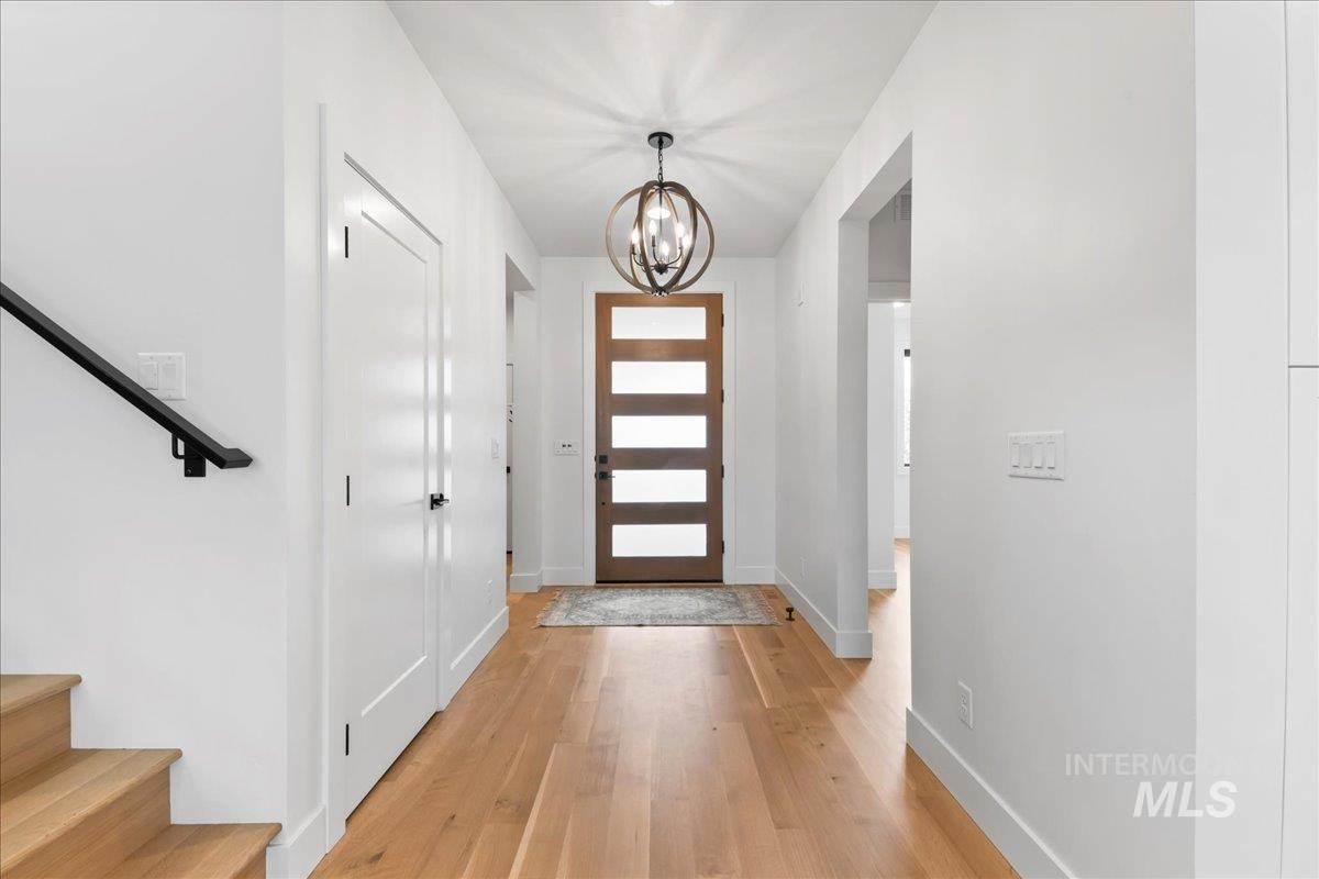 7929 W Deerfawn Ln, Eagle, Idaho 83616, 4 Bedrooms, 3 Bathrooms, Residential For Sale, Price $1,095,000, 98967615