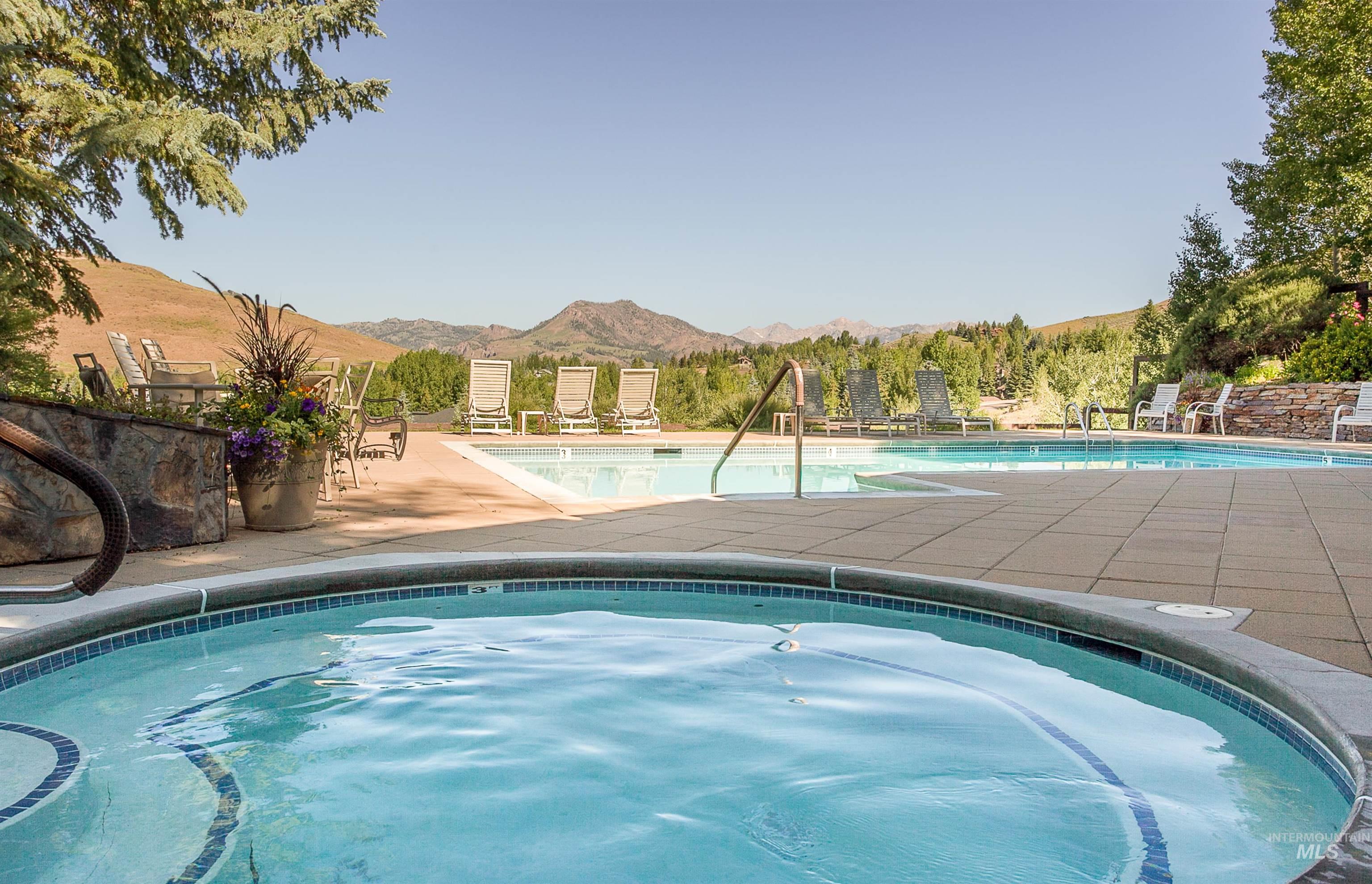 4139 Bluff Condo Drive, Sun Valley, Idaho 83353, 1 Bedroom, 1 Bathroom, Residential For Sale, Price $599,000, 98967616