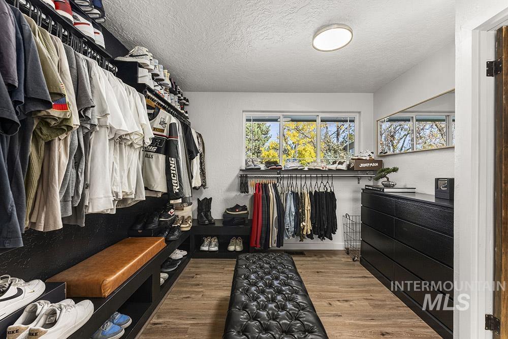 4302 W Meriwether Dr, Boise, Idaho 83705, 4 Bedrooms, 2 Bathrooms, Residential For Sale, Price $595,500, 98967620