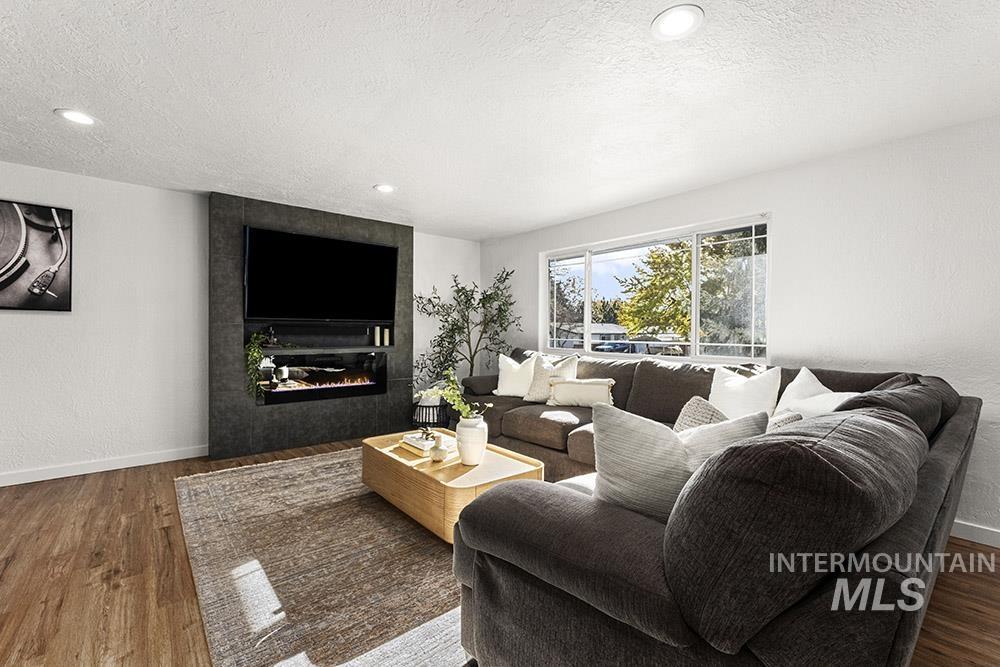 4302 W Meriwether Dr, Boise, Idaho 83705, 4 Bedrooms, 2 Bathrooms, Residential For Sale, Price $595,500, 98967620