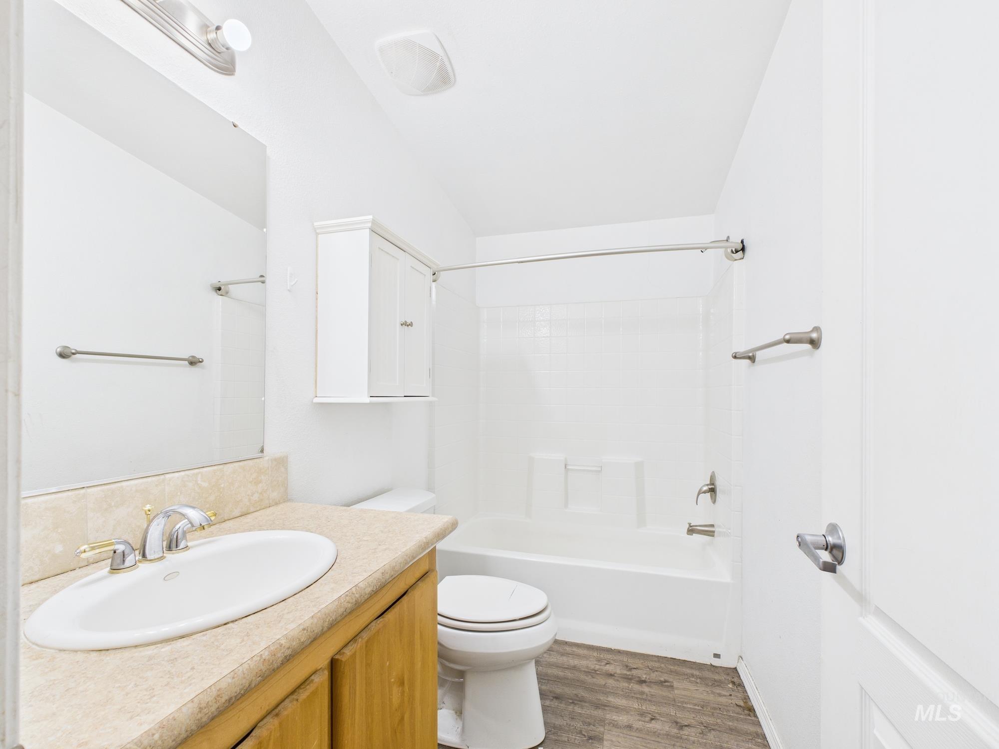 402 29th St., Lewiston, Idaho 83501, 3 Bedrooms, 2 Bathrooms, Residential For Sale, Price $330,000, 98967623