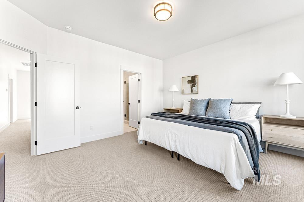 280 S Filbert Ln, Eagle, Idaho 83616, 3 Bedrooms, 2.5 Bathrooms, Residential For Sale, Price $579,900, 98967629