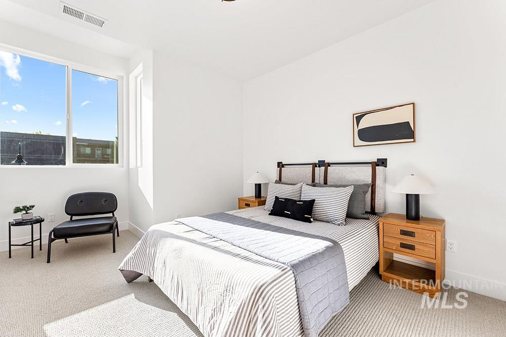 280 S Filbert Ln, Eagle, Idaho 83616, 3 Bedrooms, 2.5 Bathrooms, Residential For Sale, Price $579,900, 98967629