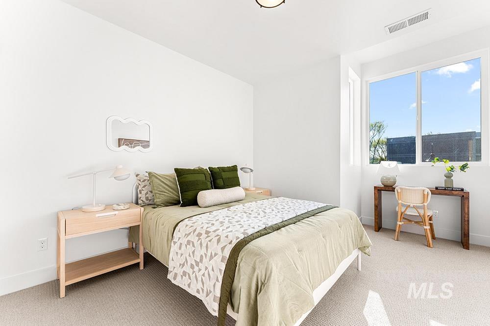 280 S Filbert Ln, Eagle, Idaho 83616, 3 Bedrooms, 2.5 Bathrooms, Residential For Sale, Price $579,900, 98967629