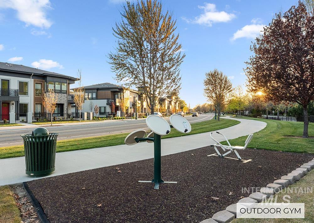 280 S Filbert Ln, Eagle, Idaho 83616, 3 Bedrooms, 2.5 Bathrooms, Residential For Sale, Price $579,900, 98967629