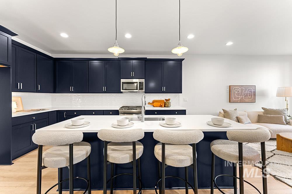 280 S Filbert Ln, Eagle, Idaho 83616, 3 Bedrooms, 2.5 Bathrooms, Residential For Sale, Price $579,900, 98967629