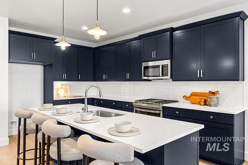 280 S Filbert Ln, Eagle, Idaho 83616, 3 Bedrooms, 2.5 Bathrooms, Residential For Sale, Price $579,900, 98967629