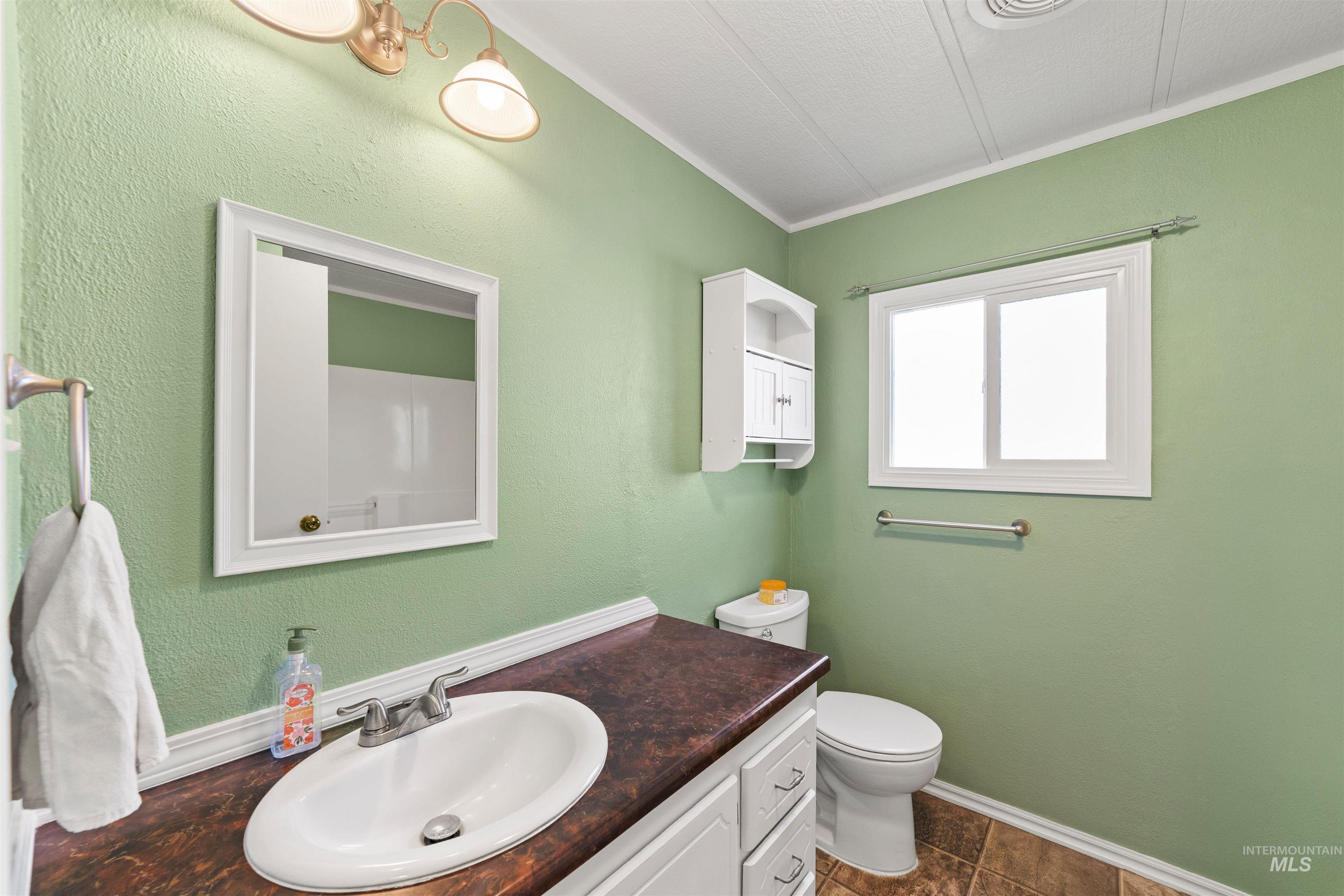 241 N. Checola Circle, Boise, Idaho 83713, 2 Bedrooms, 2 Bathrooms, Residential For Sale, Price $99,000, 98967632