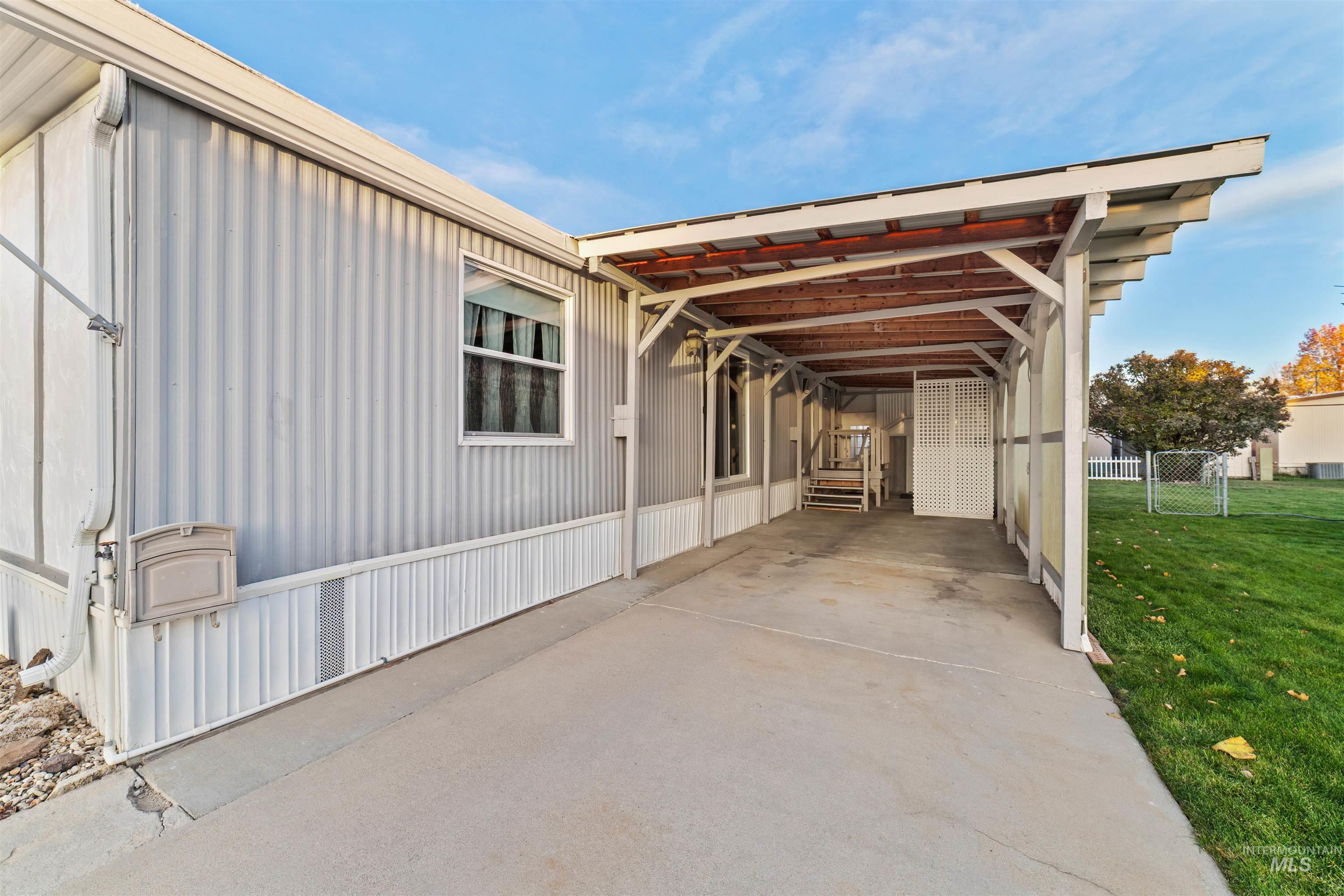 241 N. Checola Circle, Boise, Idaho 83713, 2 Bedrooms, 2 Bathrooms, Residential For Sale, Price $99,000, 98967632