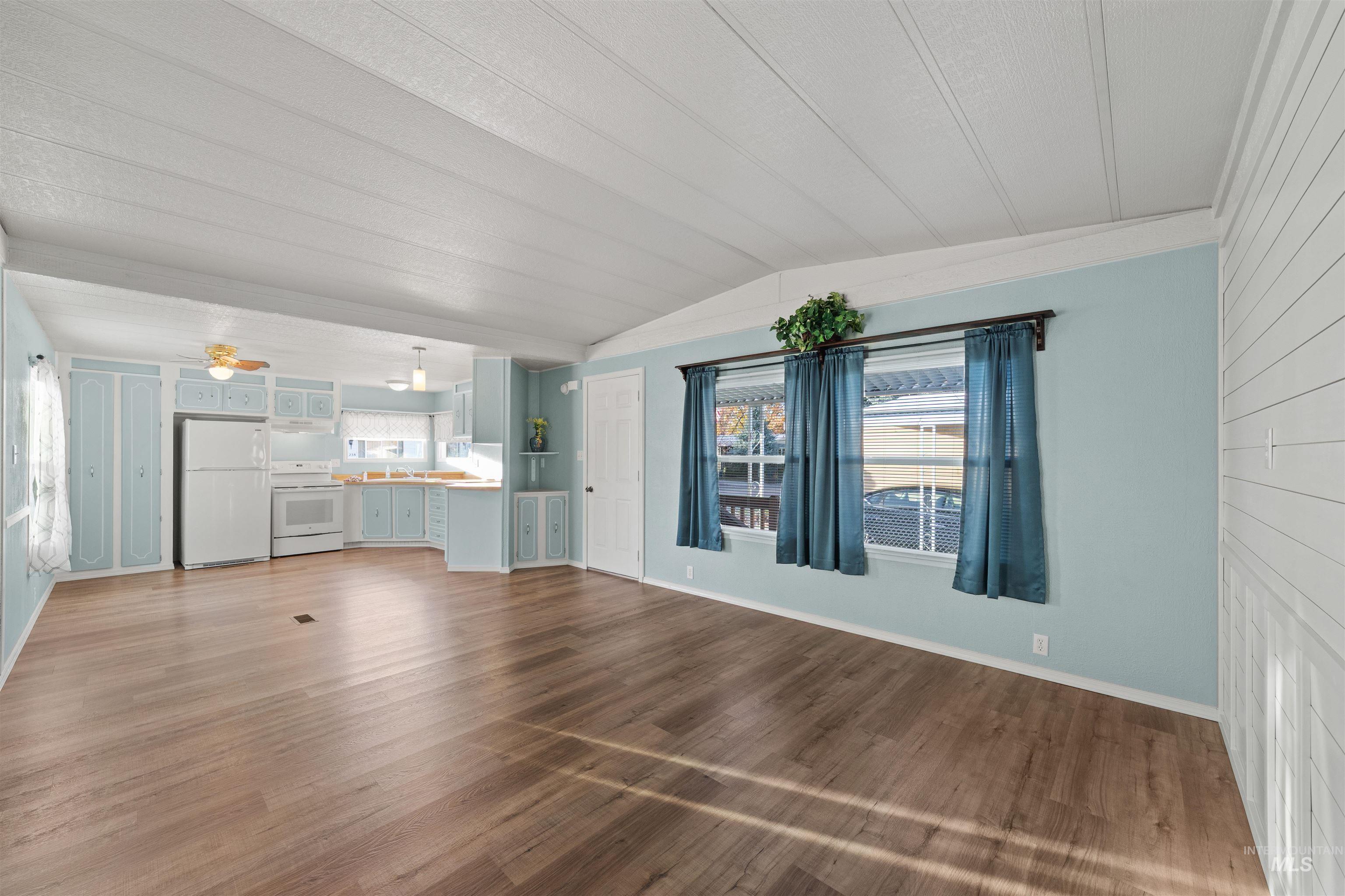 241 N. Checola Circle, Boise, Idaho 83713, 2 Bedrooms, 2 Bathrooms, Residential For Sale, Price $99,000, 98967632