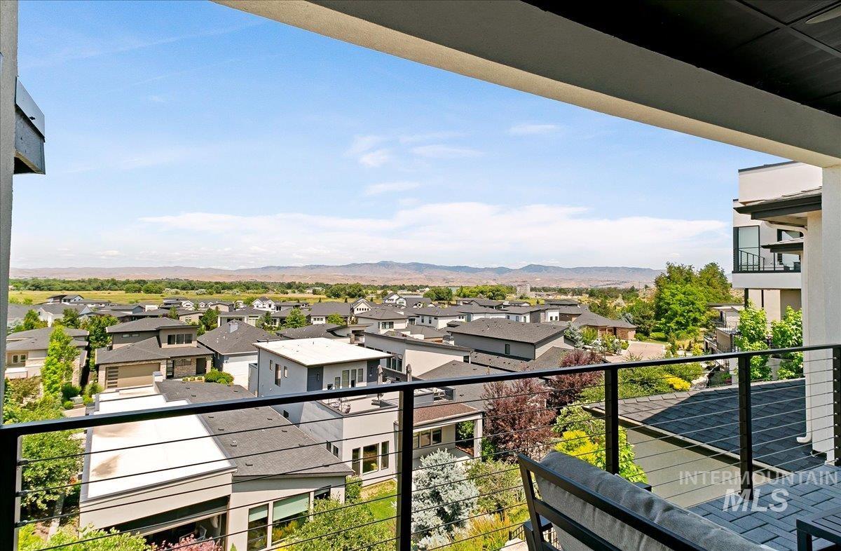 800 E Ashbourne Lane, Eagle, Idaho 83616, 4 Bedrooms, 3.5 Bathrooms, Residential For Sale, Price $1,499,000, 98967634