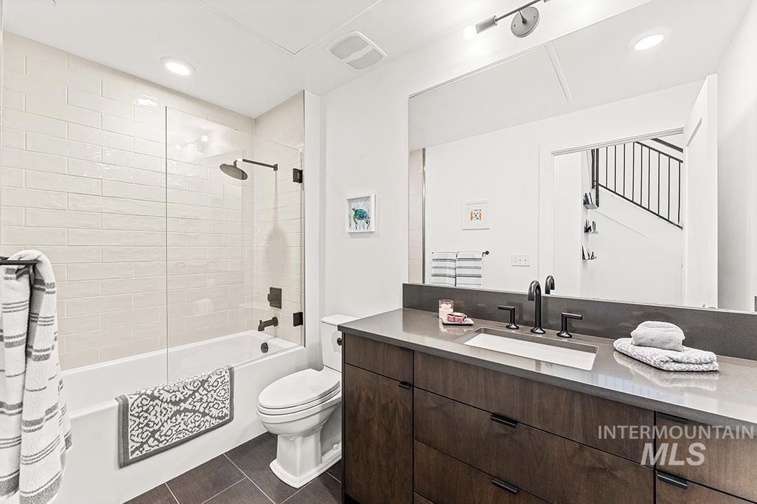 611 S 8th St, Boise, Idaho 83702, 2 Bedrooms, 2.5 Bathrooms, Residential For Sale, Price $850,000, 98967651