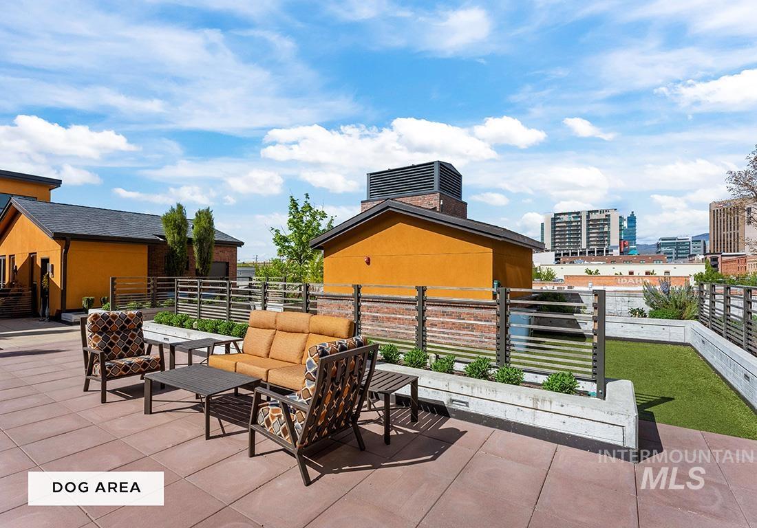 611 S 8th St, Boise, Idaho 83702, 2 Bedrooms, 2.5 Bathrooms, Residential For Sale, Price $850,000, 98967651