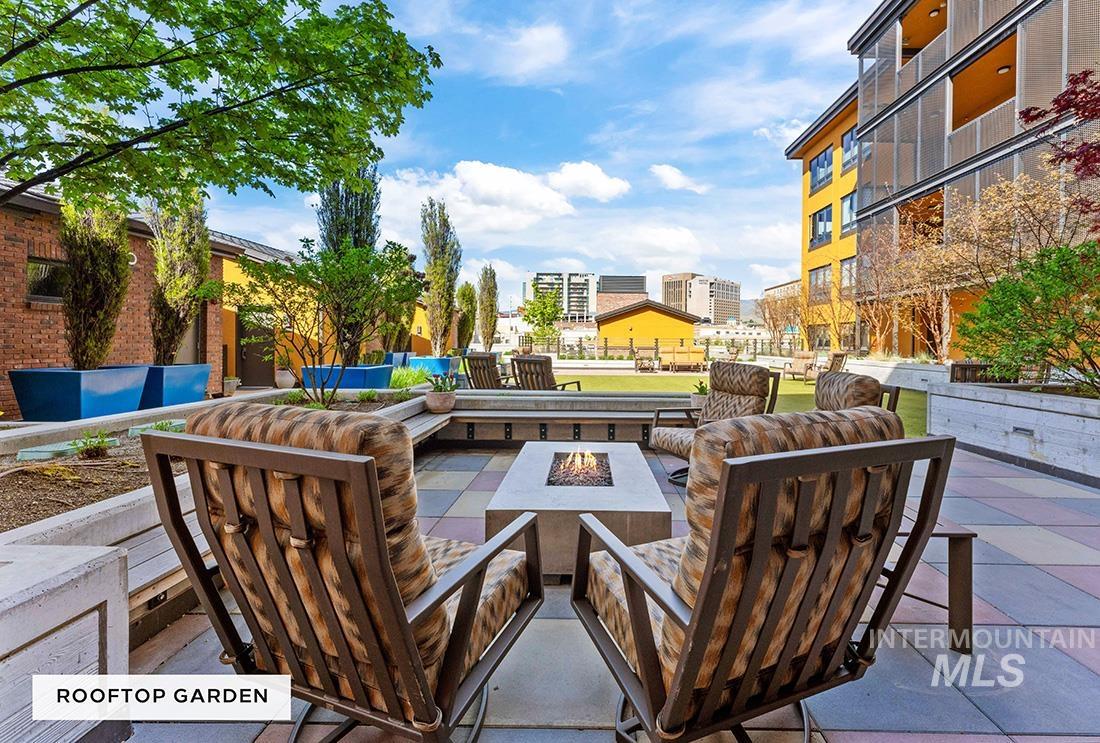 611 S 8th St, Boise, Idaho 83702, 2 Bedrooms, 2.5 Bathrooms, Residential For Sale, Price $850,000, 98967651