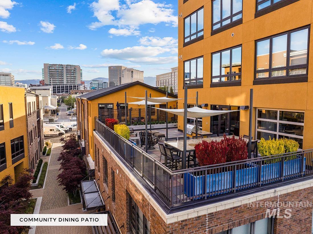 611 S 8th St, Boise, Idaho 83702, 2 Bedrooms, 2.5 Bathrooms, Residential For Sale, Price $850,000, 98967651