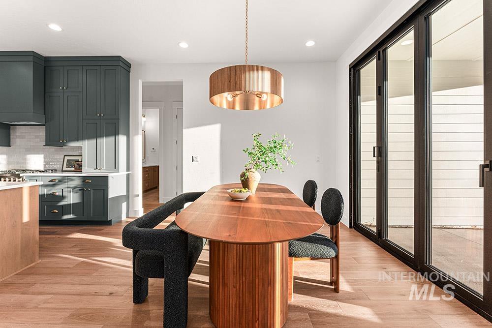 840 N Danville Ave, Eagle, Idaho 83616, 4 Bedrooms, 3.5 Bathrooms, Residential For Sale, Price $1,169,900, 98967652