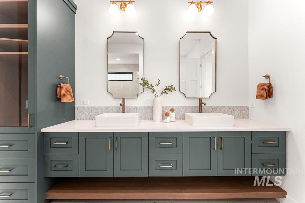 840 N Danville Ave, Eagle, Idaho 83616, 4 Bedrooms, 3.5 Bathrooms, Residential For Sale, Price $1,169,900, 98967652