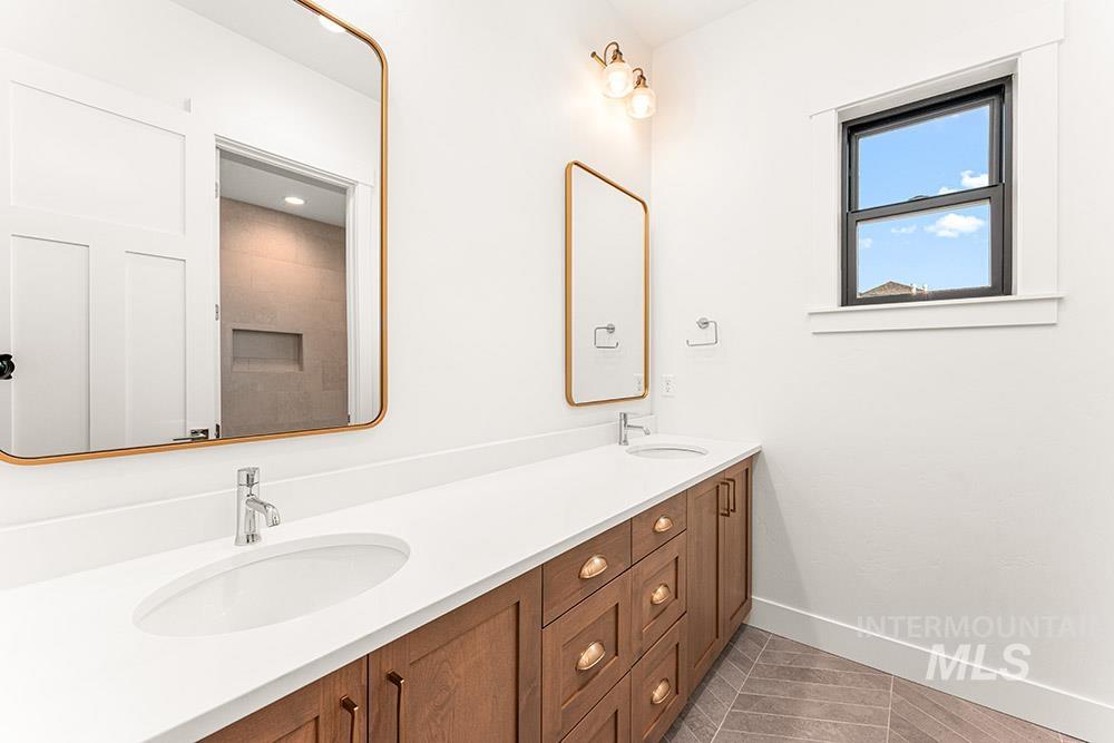 840 N Danville Ave, Eagle, Idaho 83616, 4 Bedrooms, 3.5 Bathrooms, Residential For Sale, Price $1,169,900, 98967652