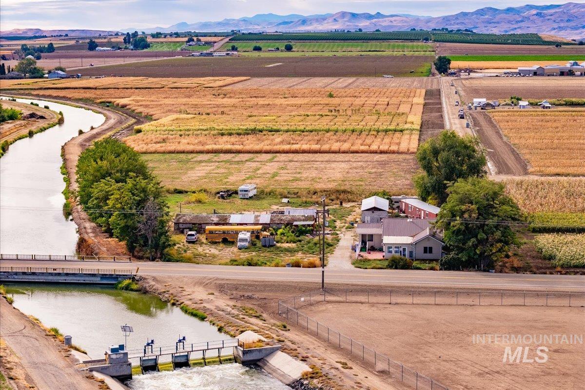 Overview of rural landscape with mountains and extensive farmland