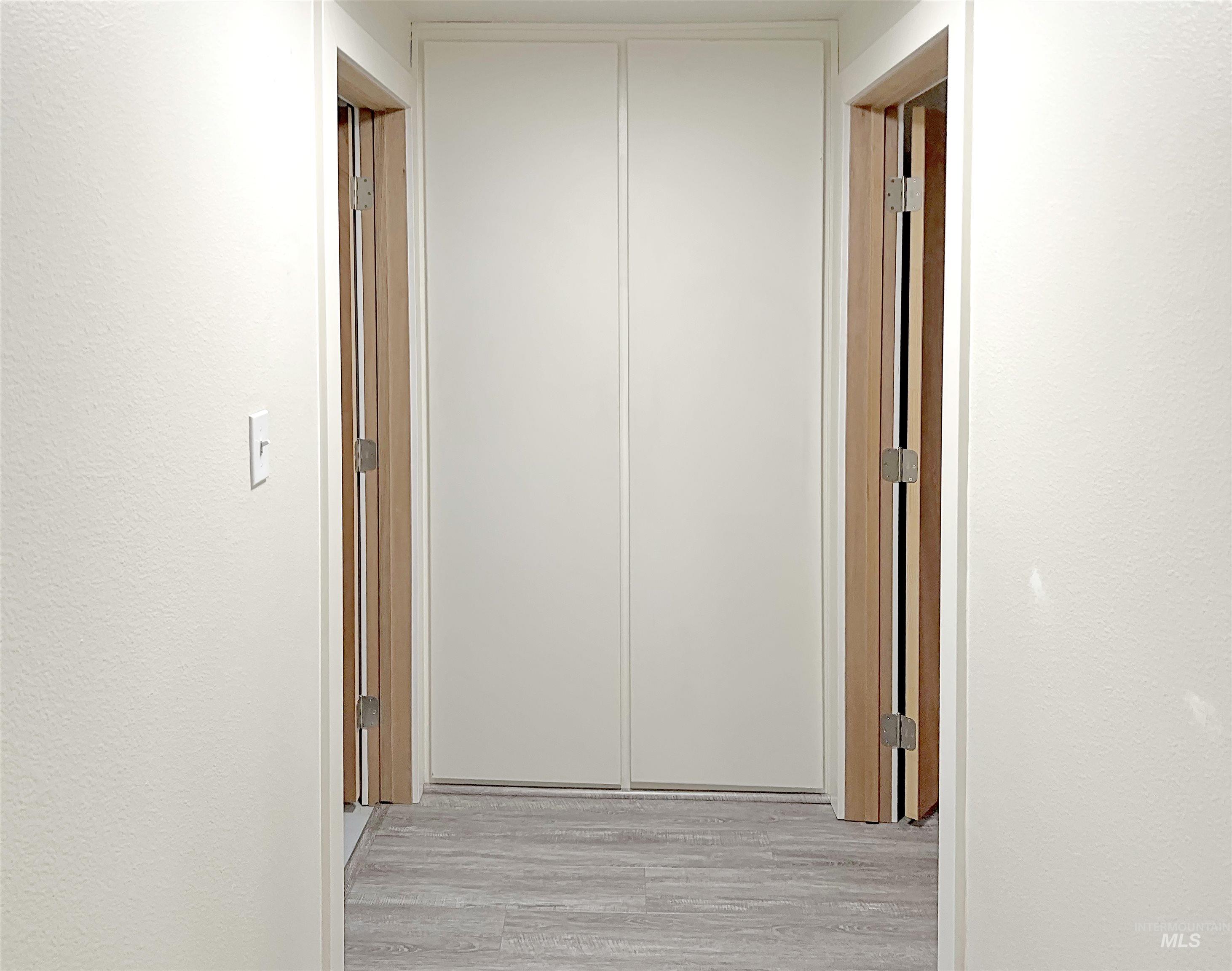 713-715 4th Street, Clarkston, Washington 99403, 2 Bedrooms, 1 Bathroom, Residential Income For Sale, Price $335,000, 98967656