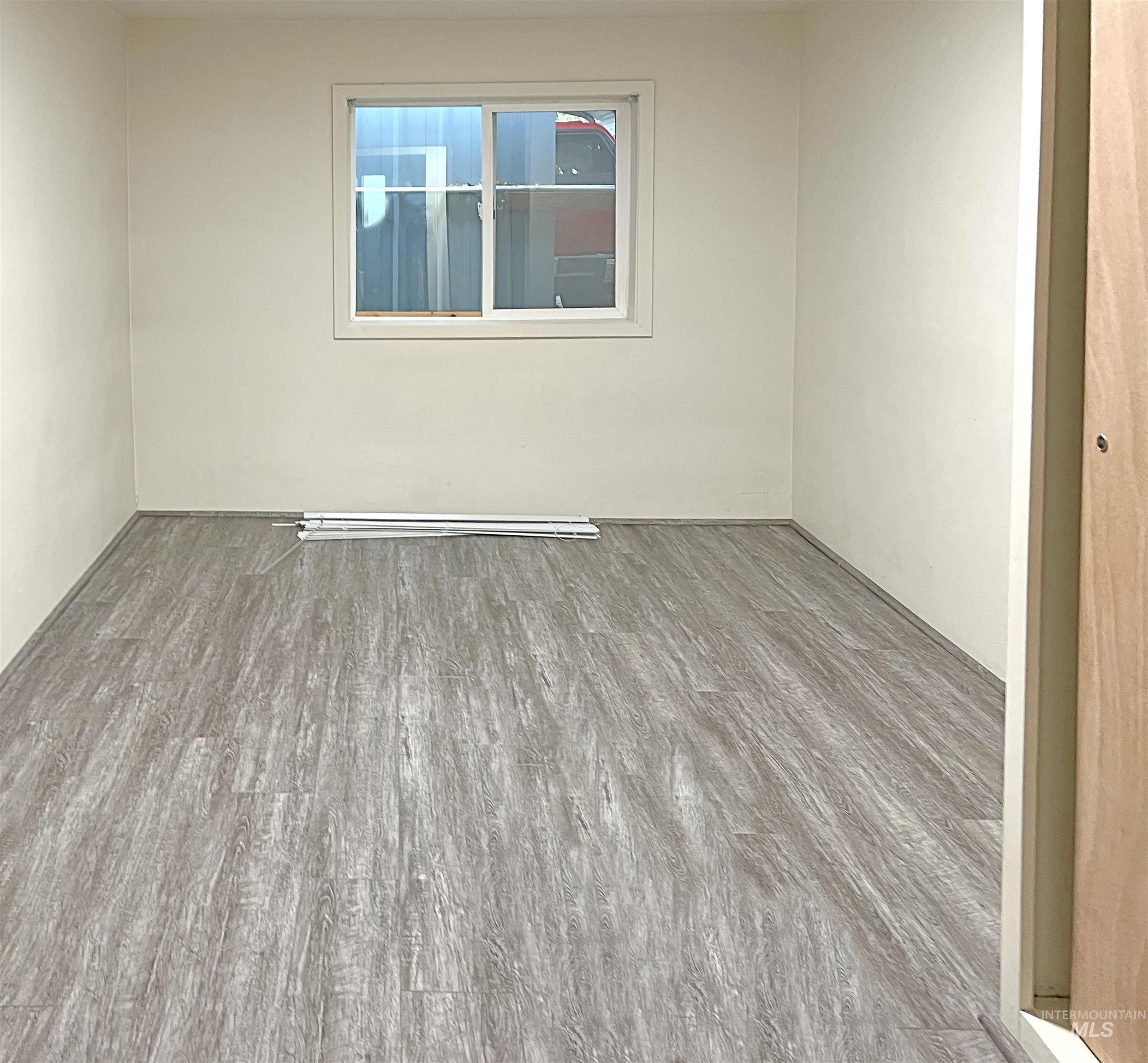 713-715 4th Street, Clarkston, Washington 99403, 2 Bedrooms, 1 Bathroom, Residential Income For Sale, Price $335,000, 98967656