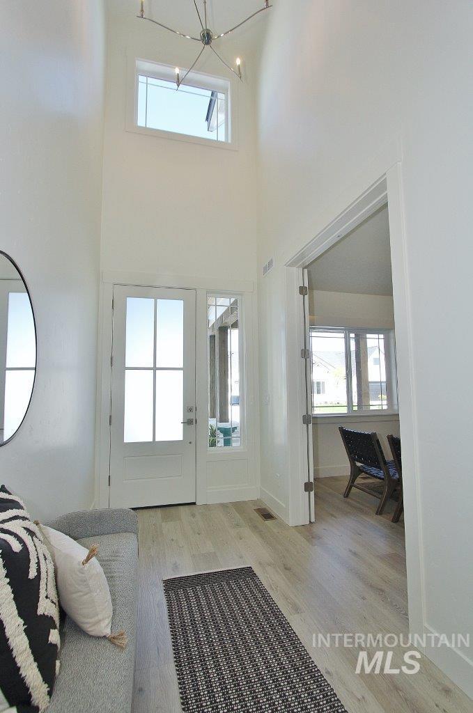 6744 N Magic Mallard Ave, Meridian, Idaho 83646, 4 Bedrooms, 2.5 Bathrooms, Residential For Sale, Price $725,900, 98967662