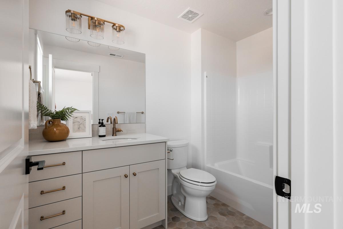 2523 E Tenzing Dr, Meridian, Idaho 83642, 4 Bedrooms, 3.5 Bathrooms, Residential For Sale, Price $849,900, 98967669