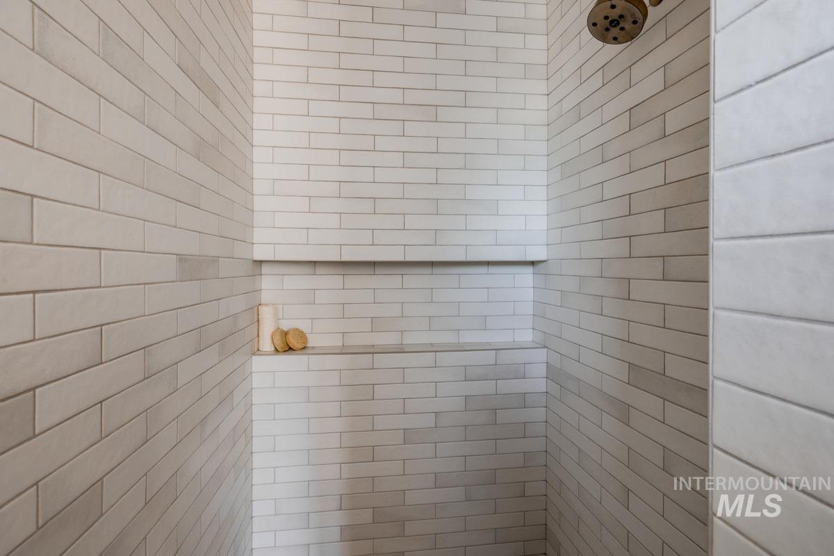 2523 E Tenzing Dr, Meridian, Idaho 83642, 4 Bedrooms, 3.5 Bathrooms, Residential For Sale, Price $849,900, 98967669