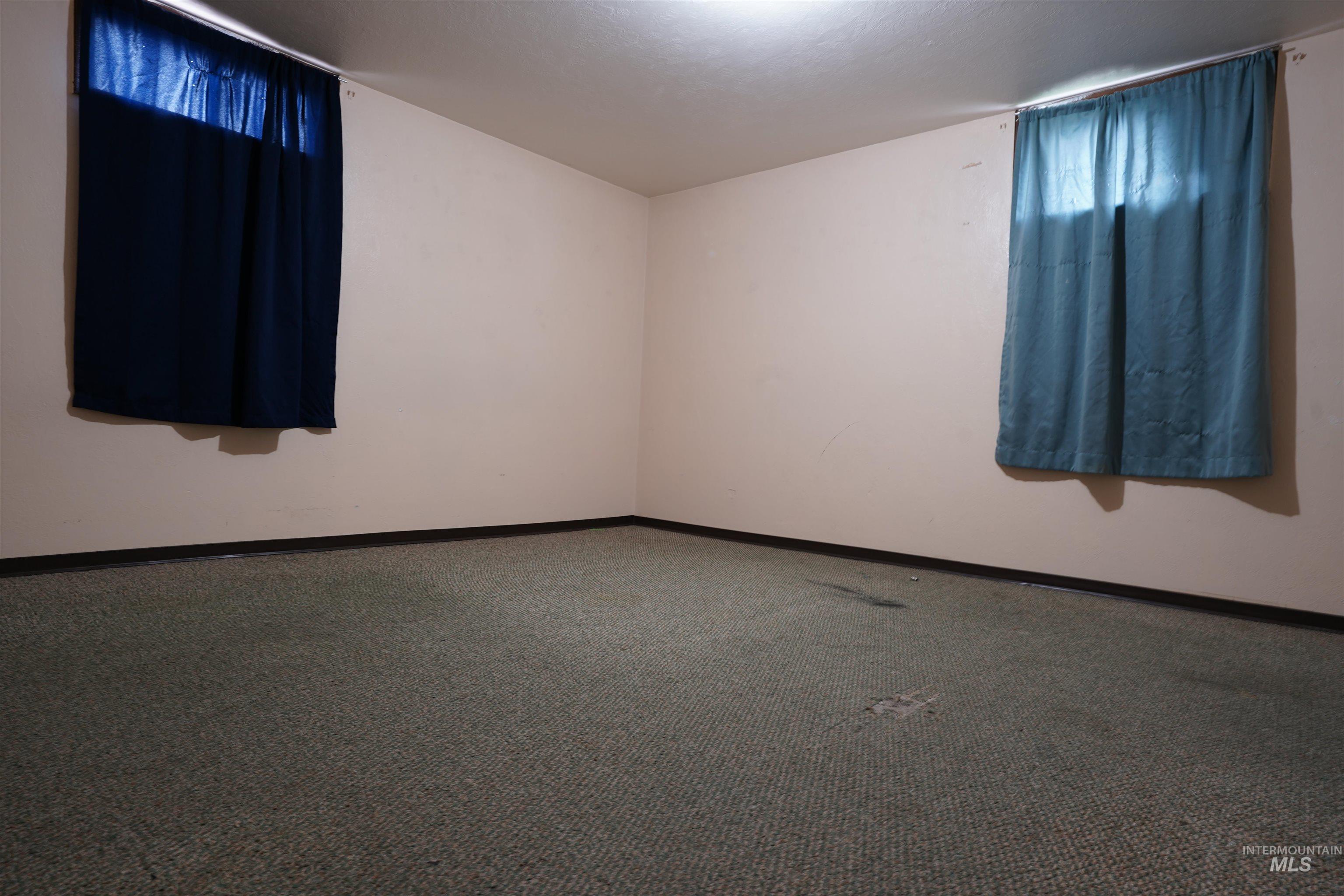 1508 Alder Ave, Lewiston, Idaho 83501, 6 Bedrooms, 3 Bathrooms, Residential For Sale, Price $325,000, 98967673