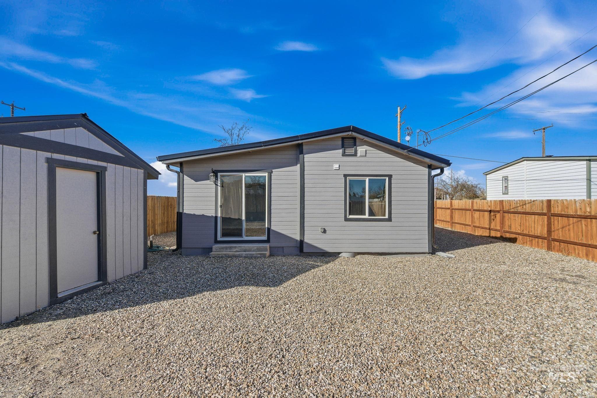 410 S Roswell Blvd, Parma, Idaho 83660, 3 Bedrooms, 1.5 Bathrooms, Residential For Sale, Price $295,000, 98967683