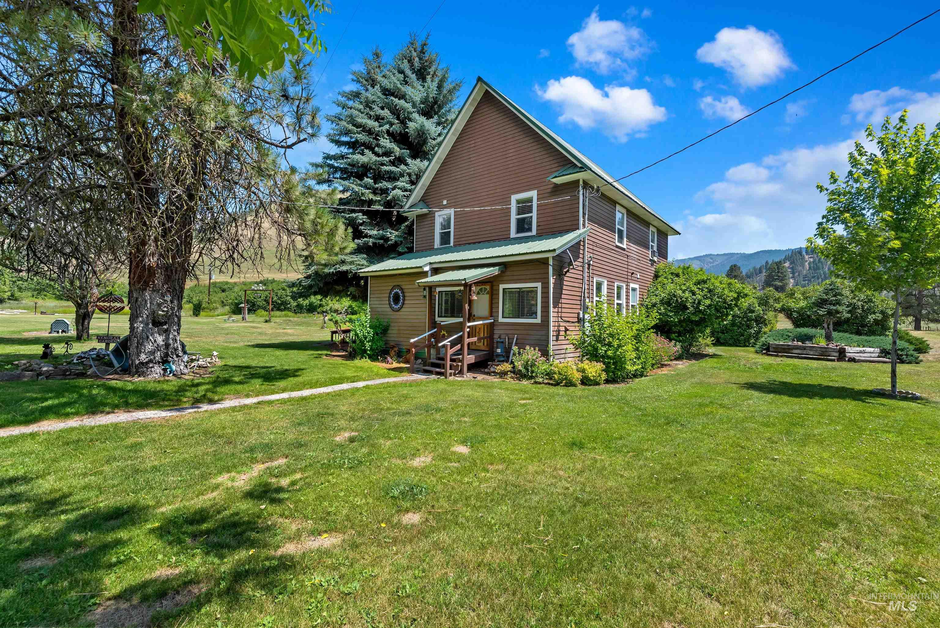 1650 Banks Lowman Road, Garden Valley, Idaho 83622, 3 Bedrooms, 2 Bathrooms, Residential For Sale, Price $1,100,000, 98967687