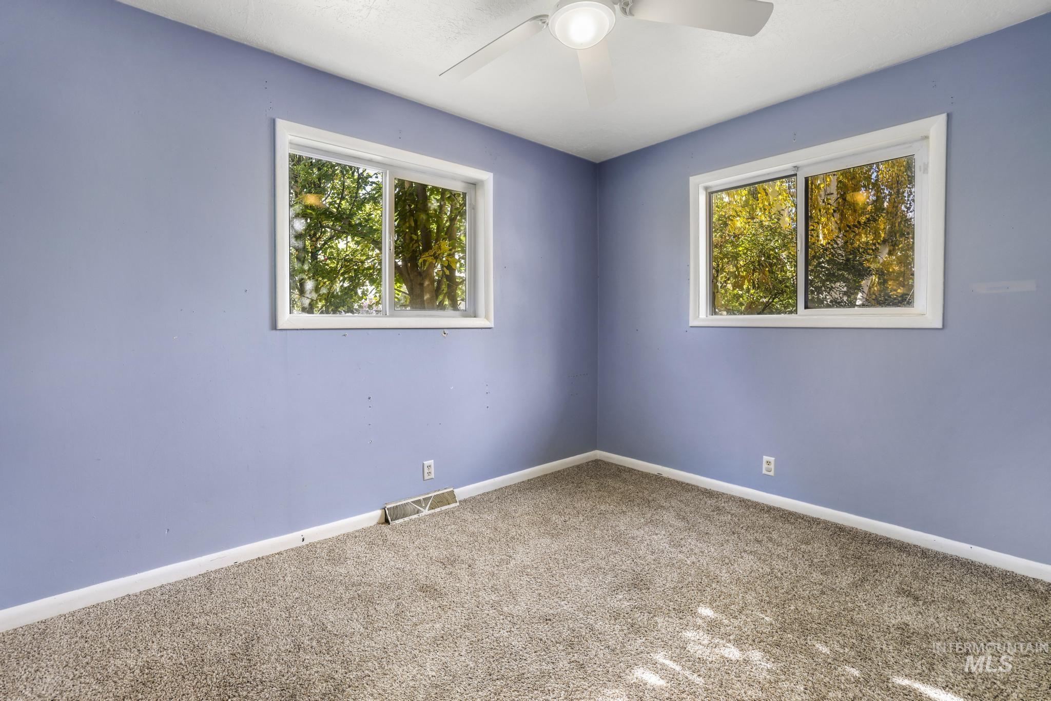 799 Northview, Twin Falls, Idaho 83301, 3 Bedrooms, 1 Bathroom, Residential Income For Sale, Price $365,000, 98967690