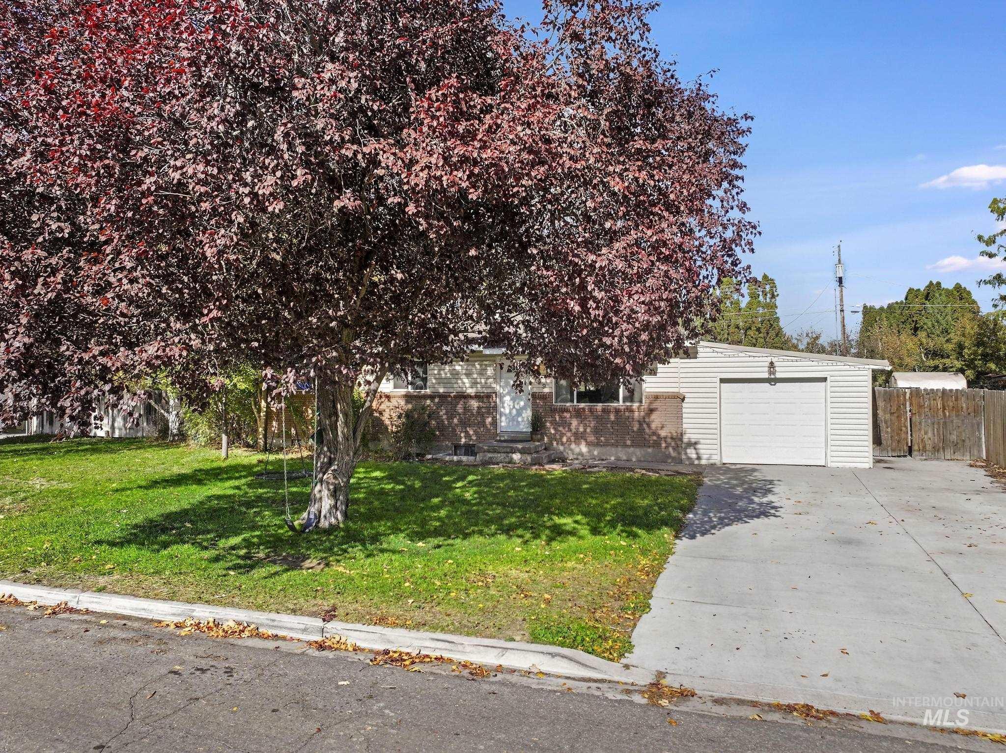 799 Northview, Twin Falls, Idaho 83301, 3 Bedrooms, 1 Bathroom, Residential Income For Sale, Price $365,000, 98967690