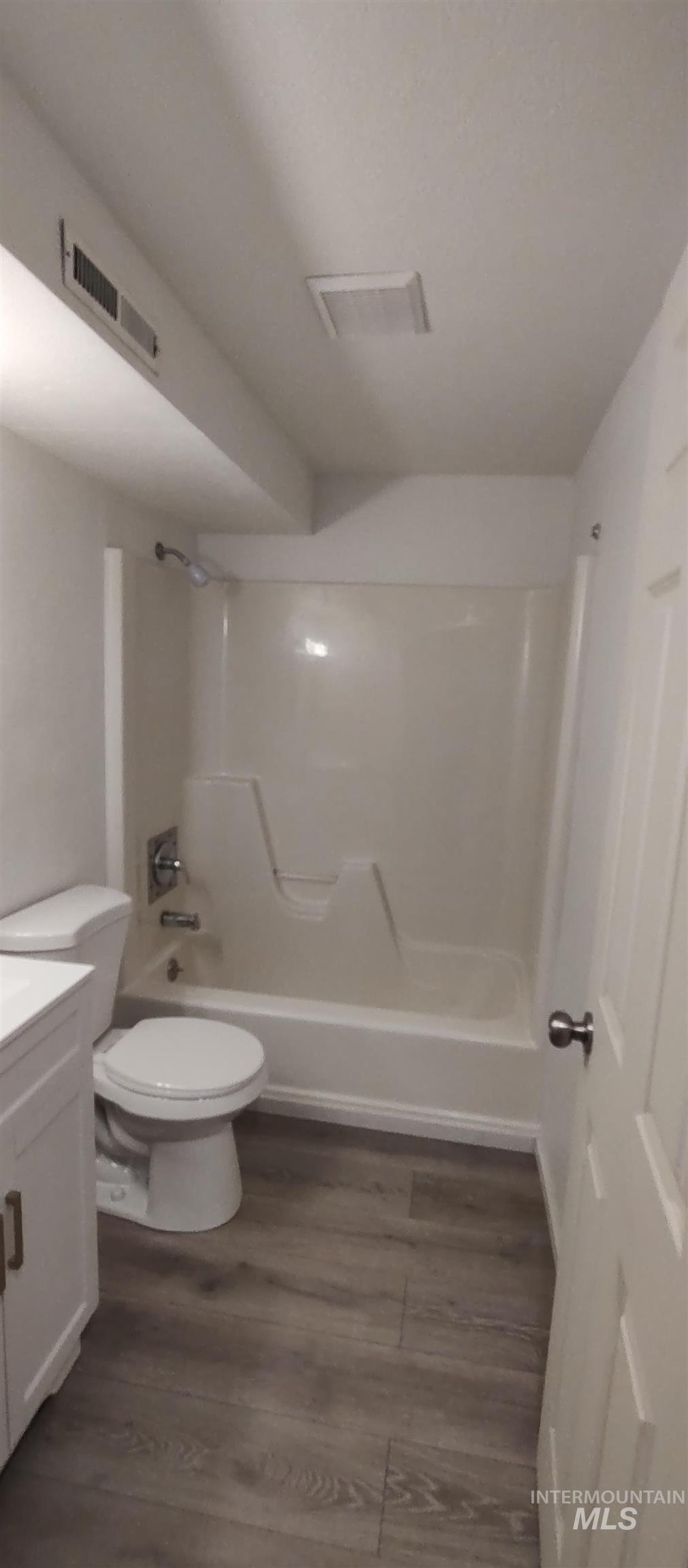 2933 Garfield Ct, Lewiston, Idaho 83501, 3 Bedrooms, 2 Bathrooms, Residential For Sale, Price $319,700, 98967696