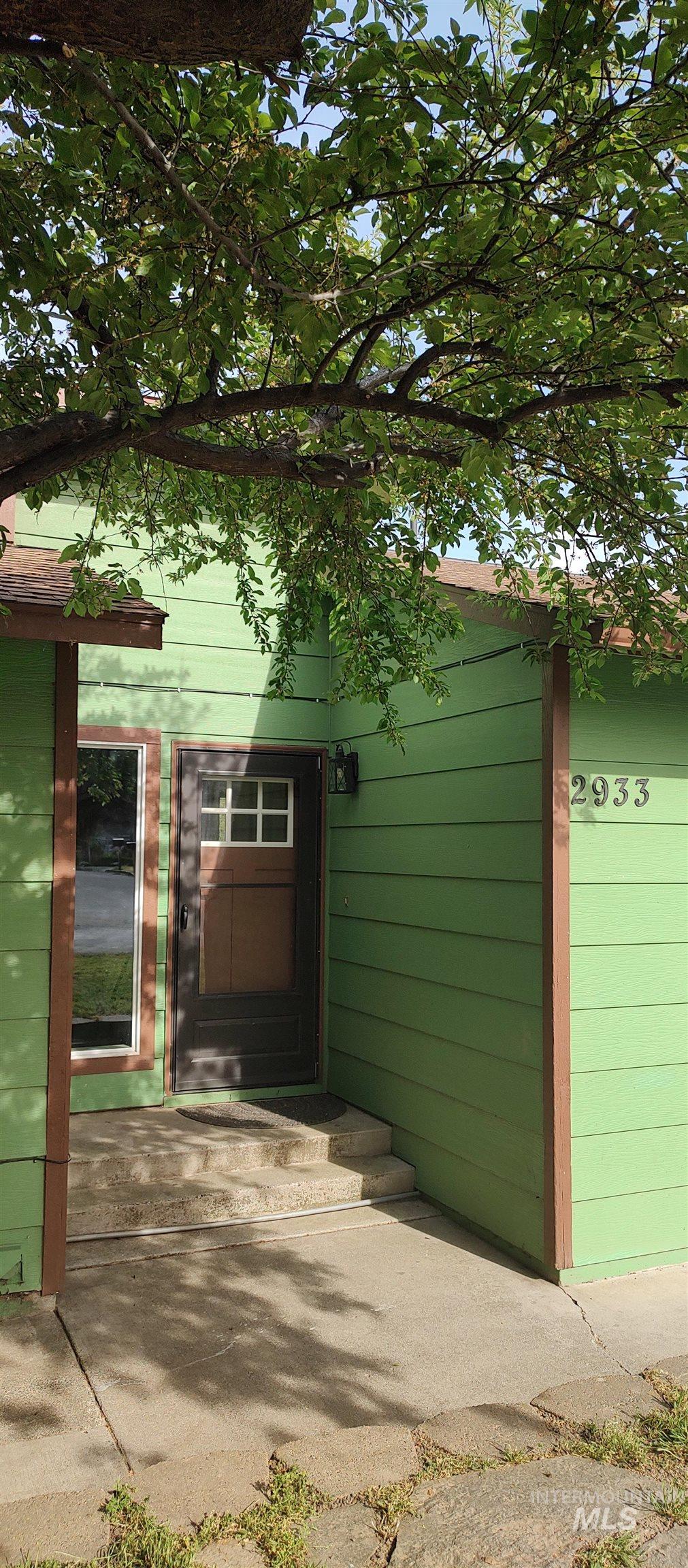 2933 Garfield Ct, Lewiston, Idaho 83501, 3 Bedrooms, 2 Bathrooms, Residential For Sale, Price $319,700, 98967696