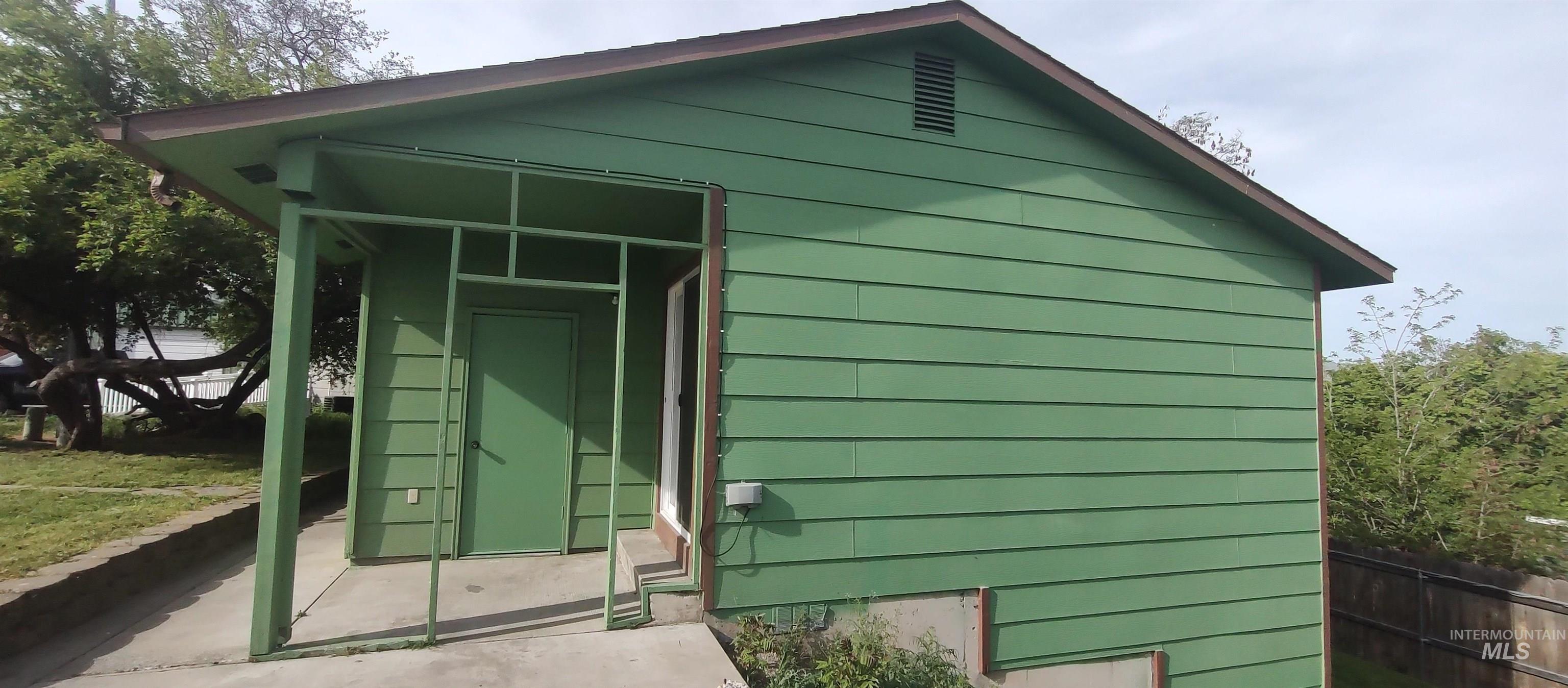 2933 Garfield Ct, Lewiston, Idaho 83501, 3 Bedrooms, 2 Bathrooms, Residential For Sale, Price $319,700, 98967696