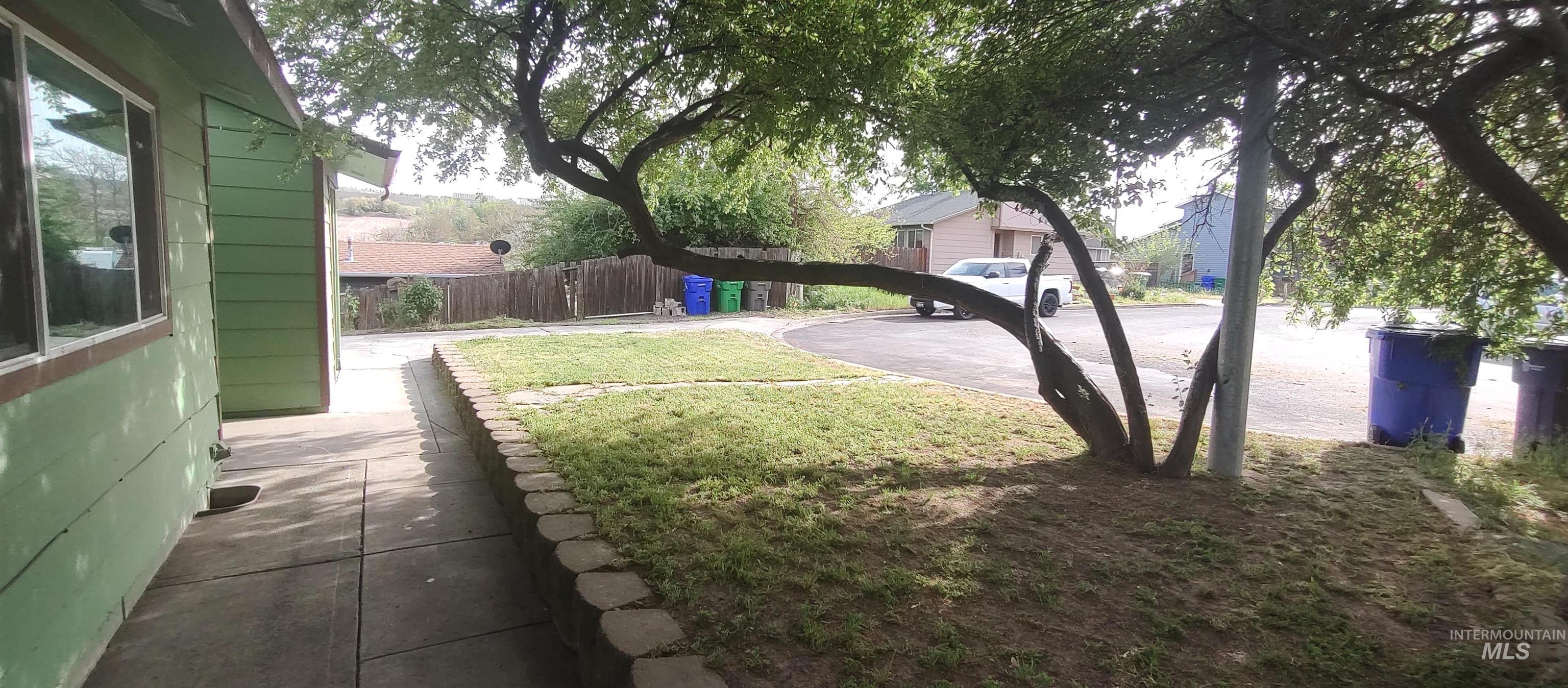 2933 Garfield Ct, Lewiston, Idaho 83501, 3 Bedrooms, 2 Bathrooms, Residential For Sale, Price $319,700, 98967696