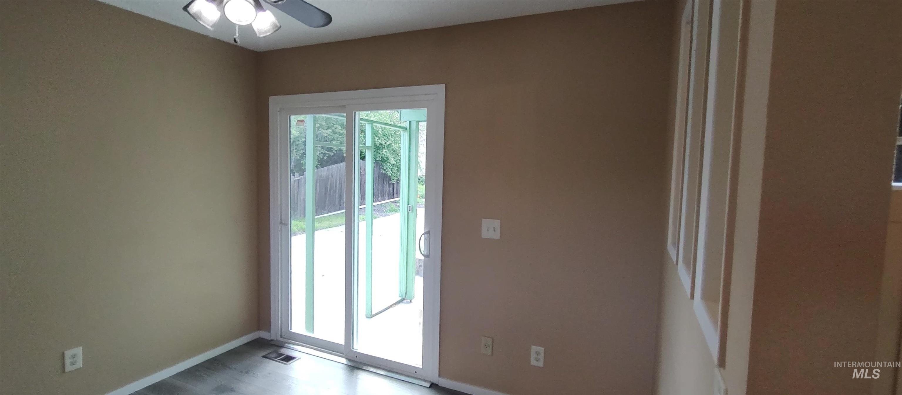 2933 Garfield Ct, Lewiston, Idaho 83501, 3 Bedrooms, 2 Bathrooms, Residential For Sale, Price $319,700, 98967696