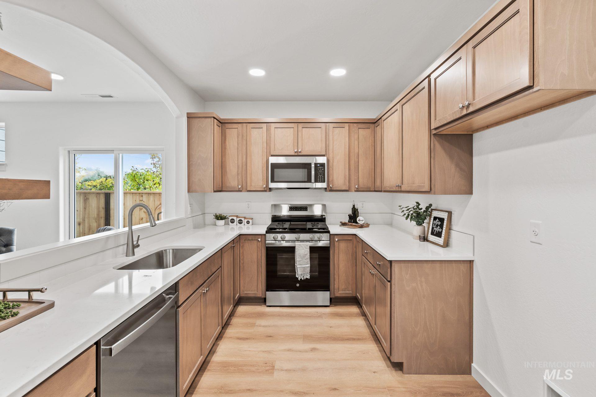 929 W Audrey Acres Dr, Nampa, Idaho 83686, 3 Bedrooms, 2 Bathrooms, Residential For Sale, Price $374,990, 98967703