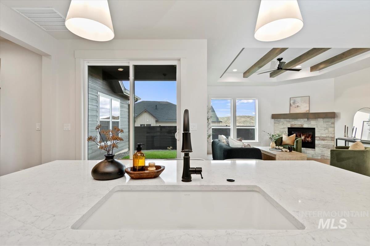 5931 W Domford Ln, Eagle, Idaho 83616, 3 Bedrooms, 2 Bathrooms, Residential For Sale, Price $579,880, 98967716