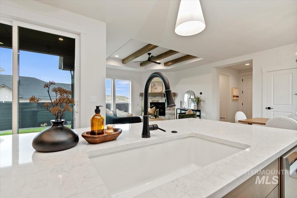 5931 W Domford Ln, Eagle, Idaho 83616, 3 Bedrooms, 2 Bathrooms, Residential For Sale, Price $579,880, 98967716