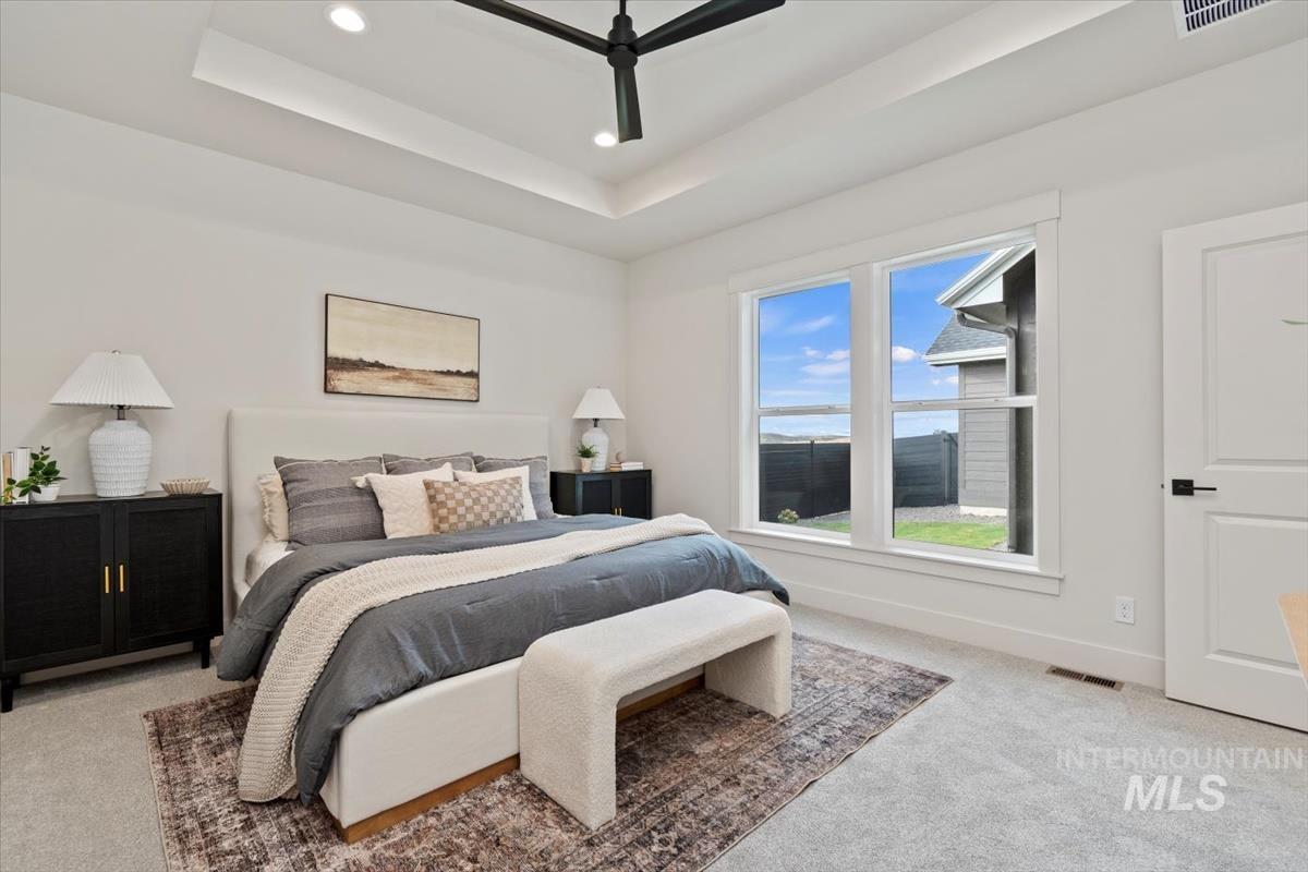 5931 W Domford Ln, Eagle, Idaho 83616, 3 Bedrooms, 2 Bathrooms, Residential For Sale, Price $579,880, 98967716