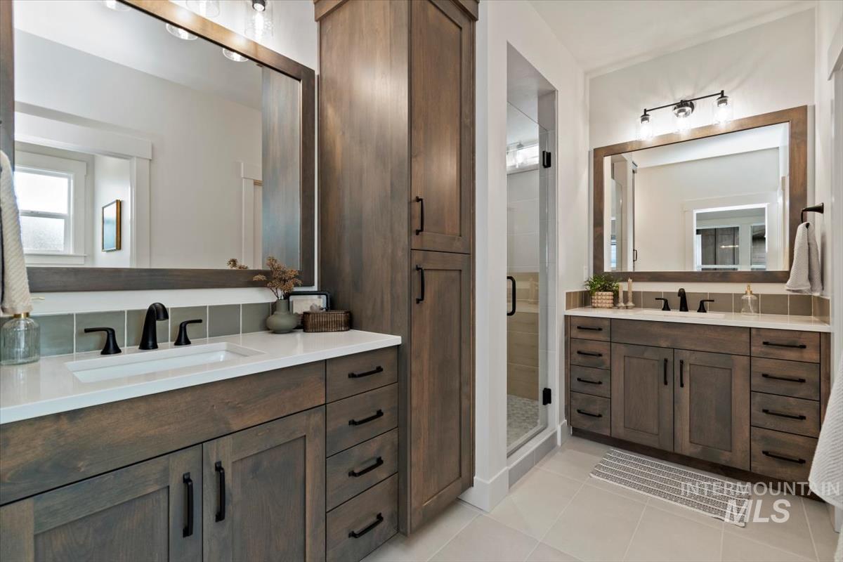 5931 W Domford Ln, Eagle, Idaho 83616, 3 Bedrooms, 2 Bathrooms, Residential For Sale, Price $579,880, 98967716