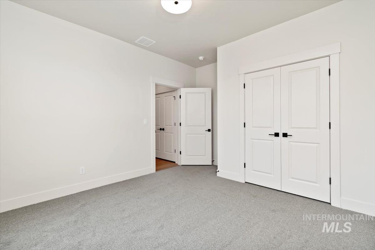 5931 W Domford Ln, Eagle, Idaho 83616, 3 Bedrooms, 2 Bathrooms, Residential For Sale, Price $579,880, 98967716